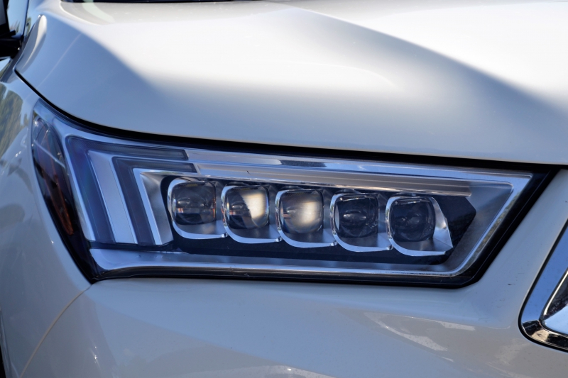 concession-VENANSON-min_acura-headlamp-2834131